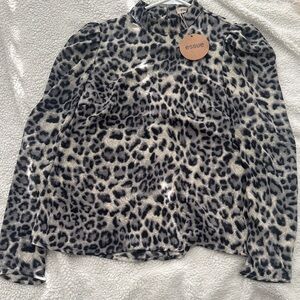 Essue Leopard Print Blouse
